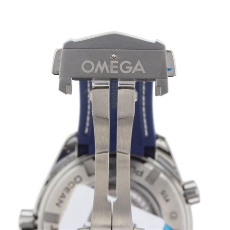 omega seamaster helium escape valve